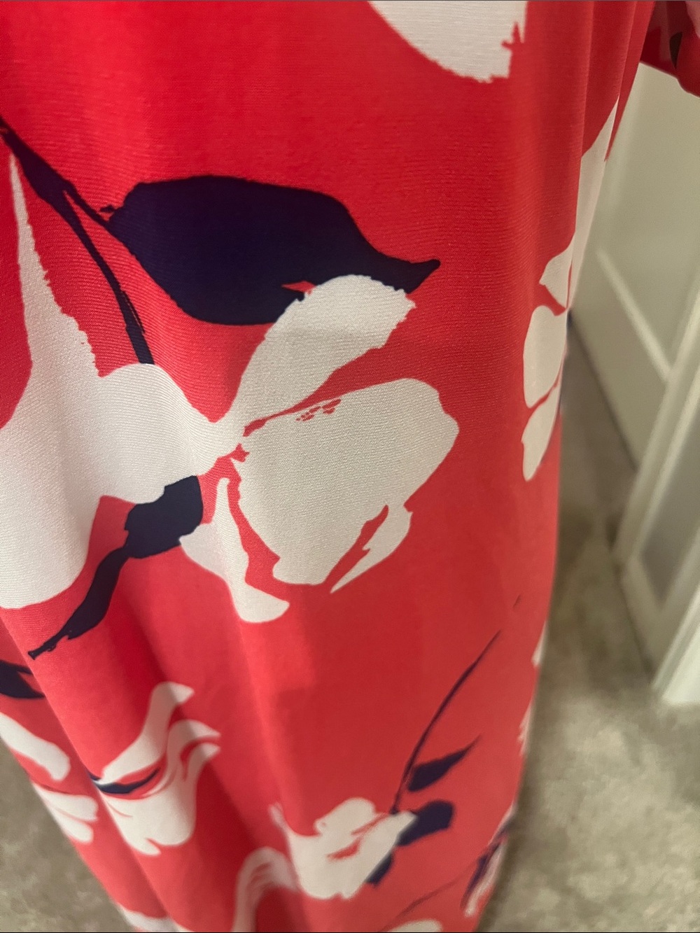 Coral Floral V-Neck Midi Dress with Navy & White Accents Size 14 - Picture 2 of 10